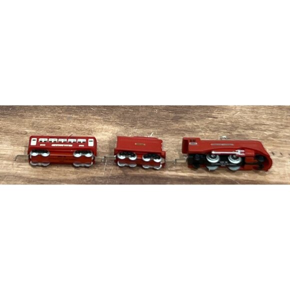 2009 HALLMARK KEEPSAKE MINI ORNAMENT QXM9202 THE RED COMET SET LIONEL TRAINS - Picture 6 of 9
